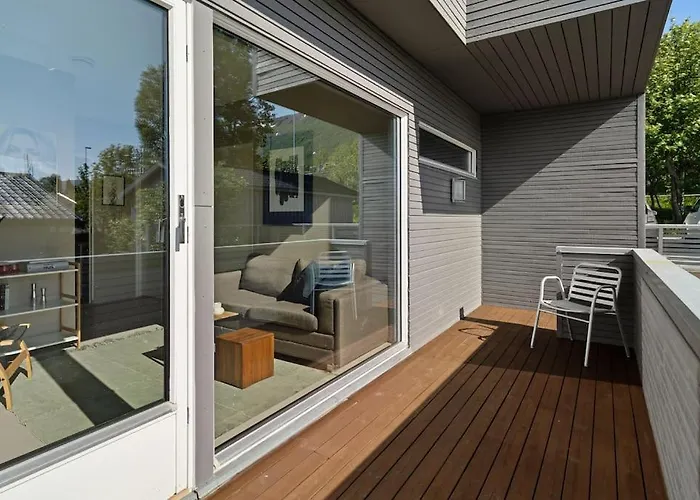 Seaview Studio W/Terrace&Parking